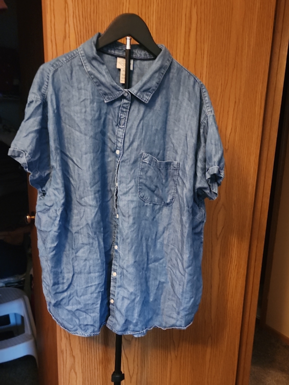 St. John's Bay Light Blue Short-Sleeve Denim Button-Up Shirt